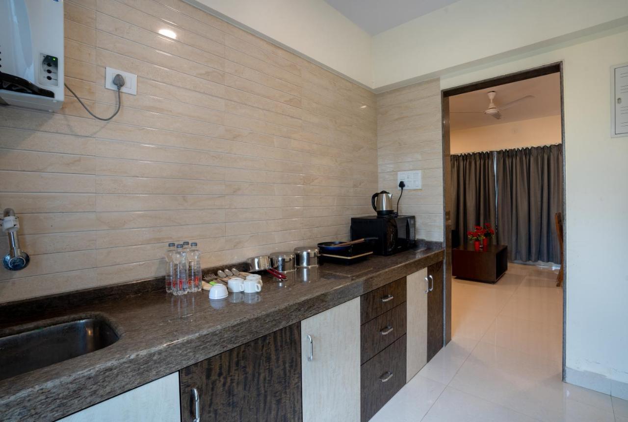 Home2 Suites And Service Apartments, Mumbai Airport Exteriör bild