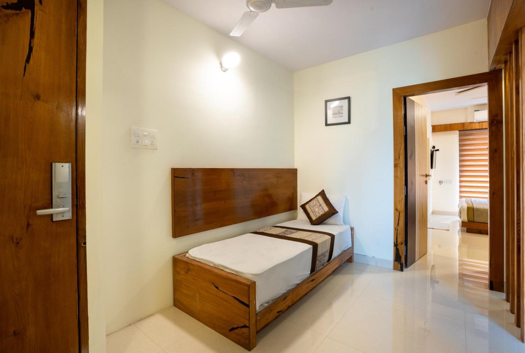 Home2 Suites And Service Apartments, Mumbai Airport Rum bild